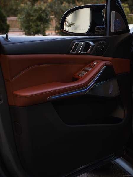 Интерьер BMW X7