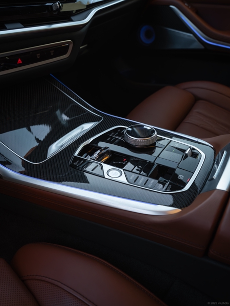 Интерьер BMW X7