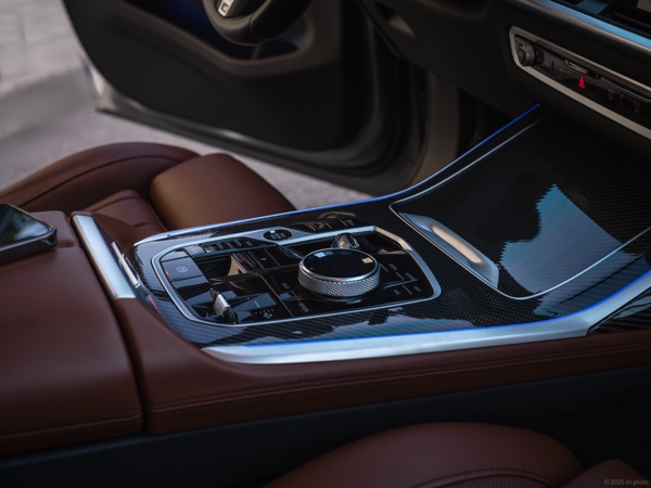 Интерьер BMW X7