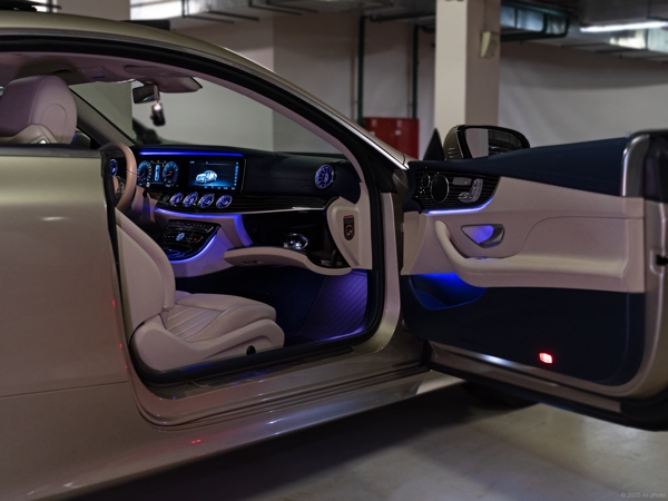 Интерьер Mercedes E200