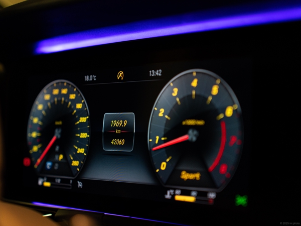 Интерьер Mercedes E200