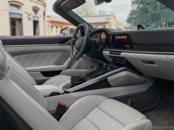 Интерьер Porsche 911