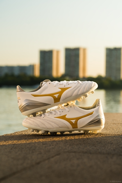 Бутсы Mizuno